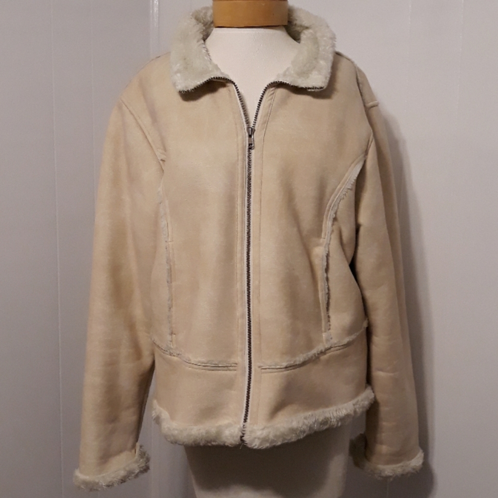 Cabela's brand coat